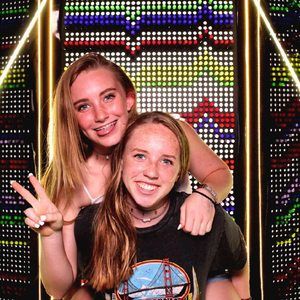 Meet your Posher, Caroline